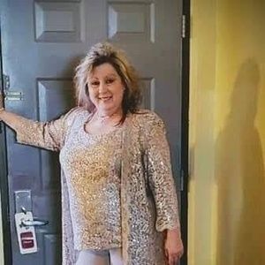 Meet your Posher, Holly